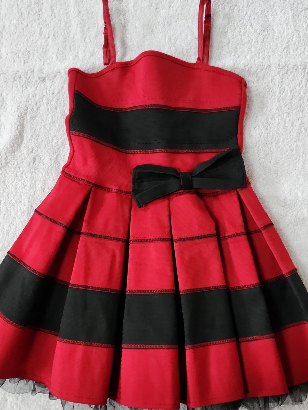 Ooh! La, La! Couture Red/Black Striped Party Dress with Bow Accent Size 4 Preown